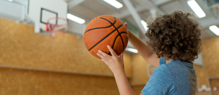 Basquete para iniciantes: regras, fundamentos e como começar