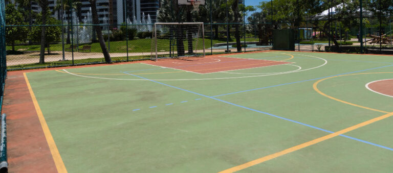 Por que a Sport It é referência em piso modular para escolas e condomínios